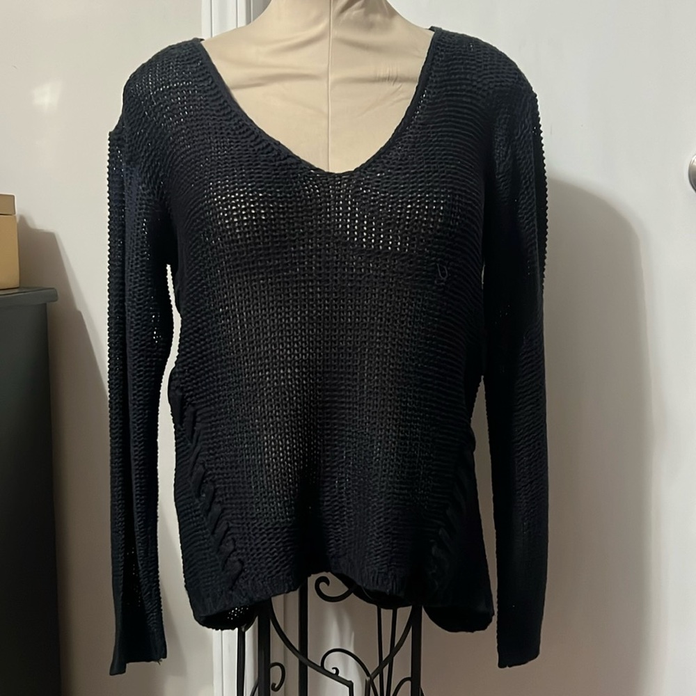 Women’s Navy Sweater, size M